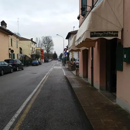 Knightsbridge ベッド・アンド・ブレックファスト San Giorgio di Piano