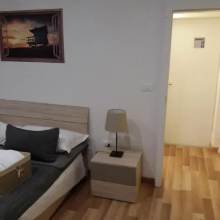 Knightsbridge Bed & Breakfast